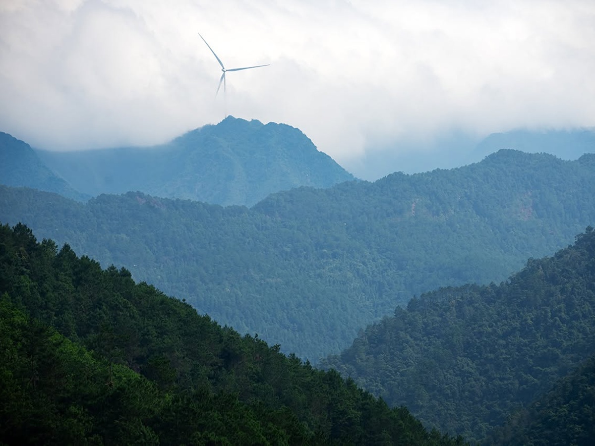 #38 Shanghai Electric wind turbine installed in Ningming County, Chongzuo, Guangxi, China, courtesy Mark Ketzler